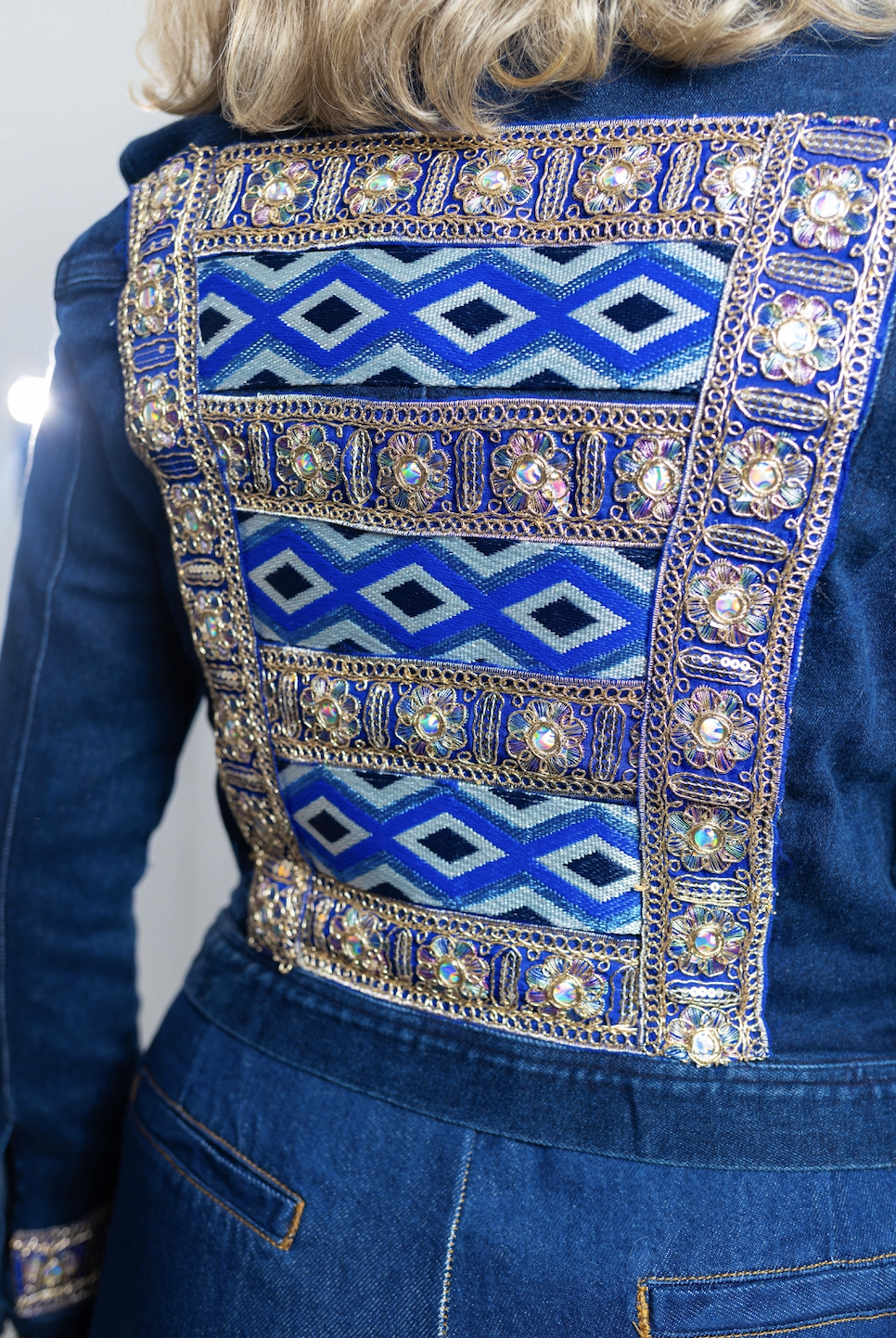 CHAQUETA DE MUJER